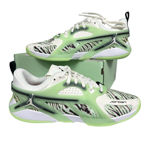 Nike Jordan Heir Green Basketball Sneakers Mens 12.5/Women’s 14 Vapor Green main image 8